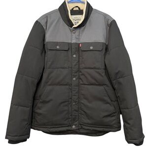Levi’s Men’s M Black Gray Puffer Jacket Sherpa Collar Lined Winter Coat
